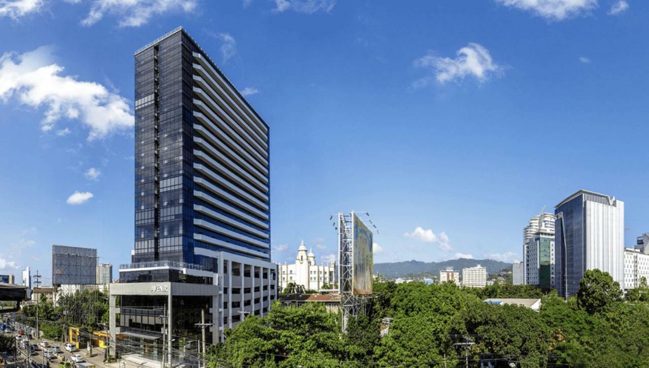 Free Netflix Condo Near It Park With 32-Inch Samsung Hdtv 宿务 外观 照片