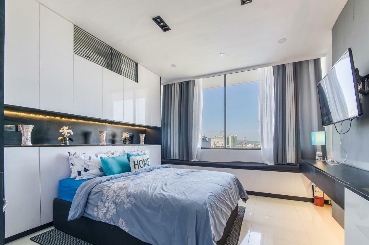Free Netflix Condo Near It Park With 32-Inch Samsung Hdtv 宿务 外观 照片